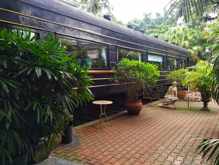 火車頭法國(guó)餐廳