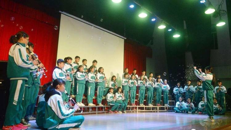 廣州市花都區(qū)秀全外國語學(xué)校