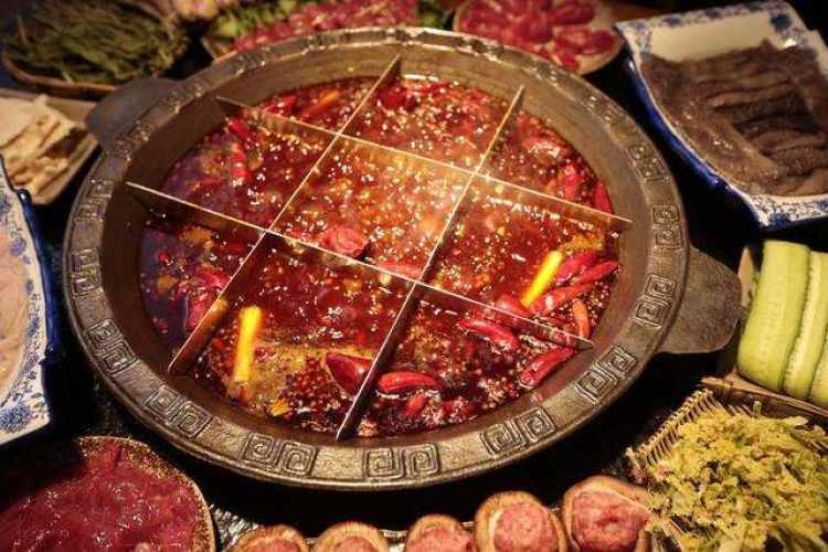 山城辣妹子重慶火鍋