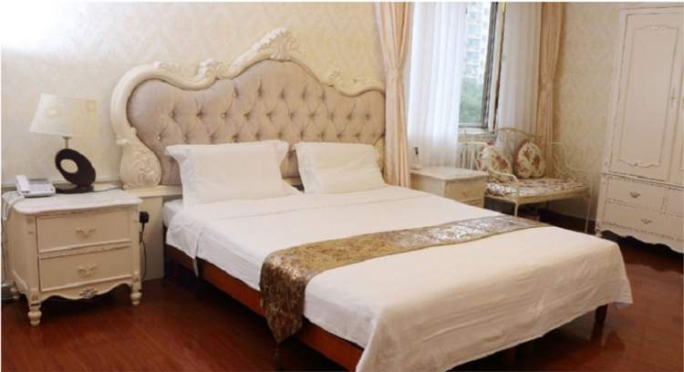 紅墻萊弗母嬰看護(hù)中心