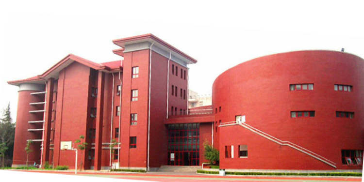 北京市建華實(shí)驗(yàn)學(xué)校
