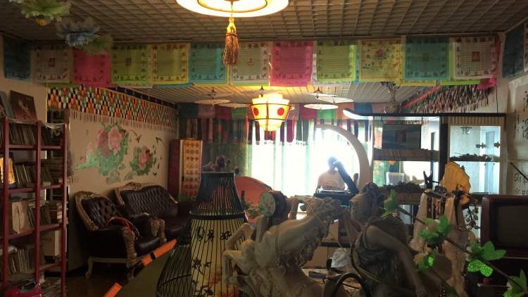 童景花園青年旅社（重慶超級(jí)VIP洪崖洞店）