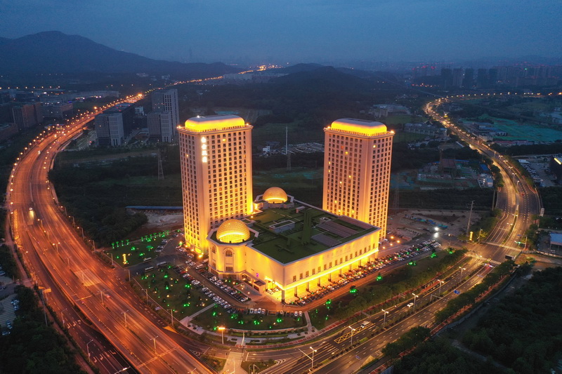 南京白金漢爵酒店KTV夜總會(huì)