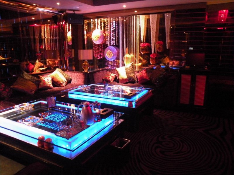 西安商務(wù)KTV預(yù)定電話-西安高端商務(wù)KTV訂房電話