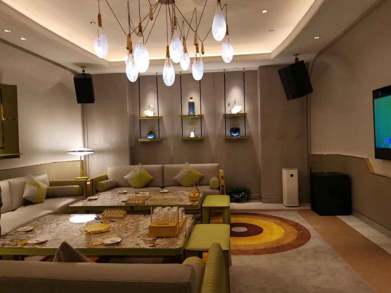 宜春商務(wù)KTV