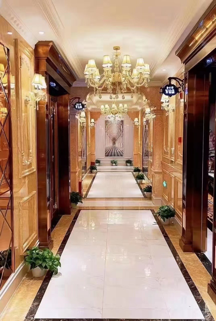 商丘假日ktv消費(fèi)價(jià)格預(yù)定包廂電話