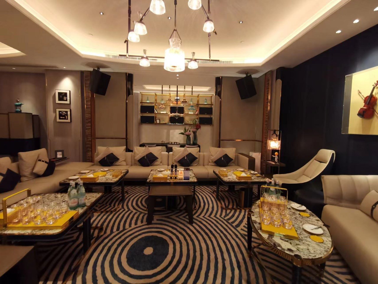 宜春豪廷KTV夜總會(huì)