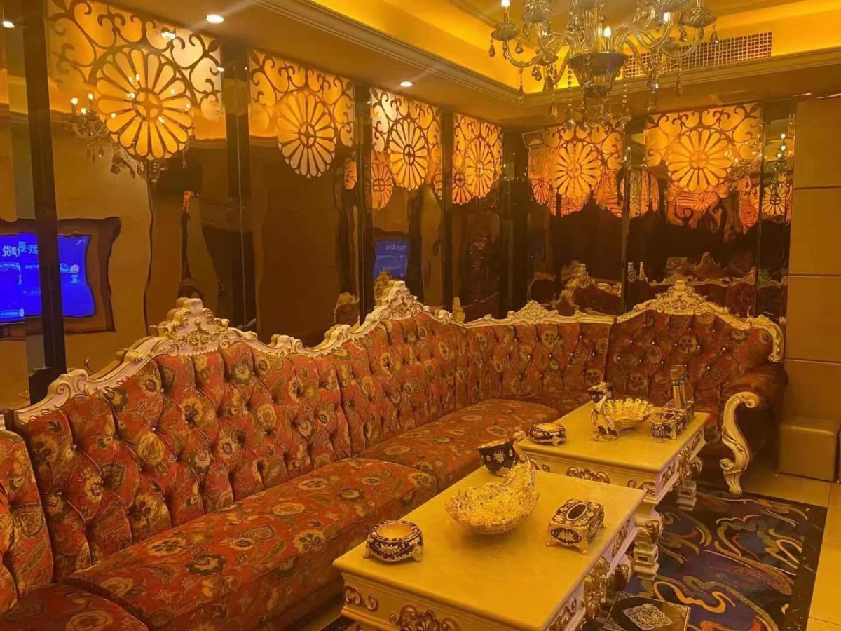 烏魯木齊香江麗華酒店KTV夜總會