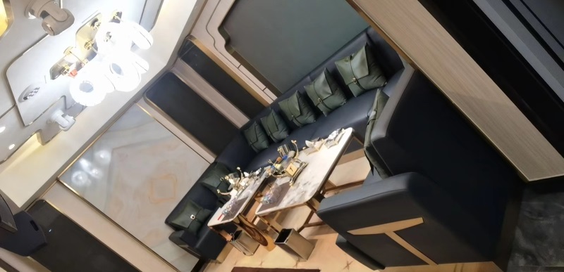 宜昌繽紛年代KTV夜總會